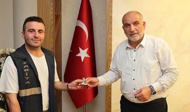 Başkan İbrahim Sandıkçı'dan Kahraman Zabıtalara Ödül
