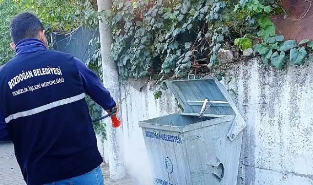 Bozdoğan Belediyesi'nden Çöp Konteyneri Temizliği Çalışmaları Devam Ediyor