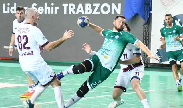 Bursa Nilüfer'den hentbolda üst üste 7. galibiyet