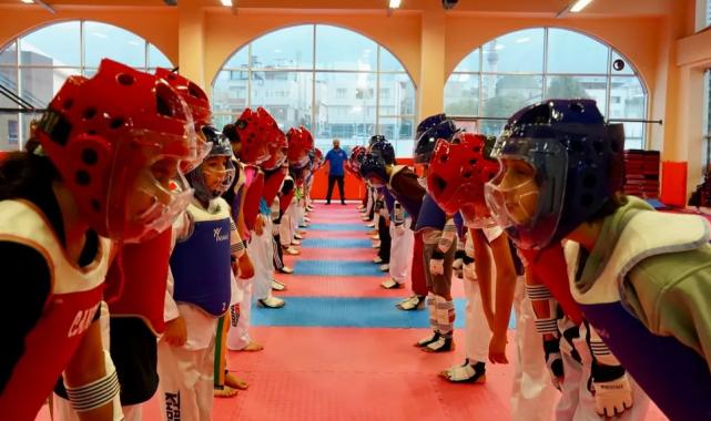 Bursa Yıldırım'da 'kış spor okulları' başladı