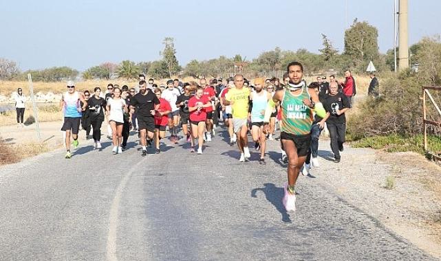 Çiğli'de 'Cumhuriyet Koşusu' coşkusu yaşandı