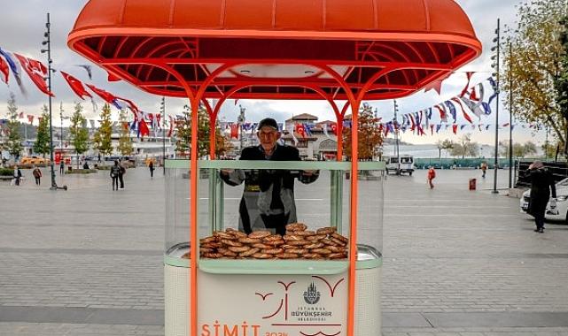 İstanbul'un Yeni Simit Arabaları Beşiktaş Meydanı'nda