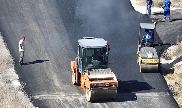 İZBETON ekipleri Bozdağ Kayak Merkezi'nin yolunu yeniledi
