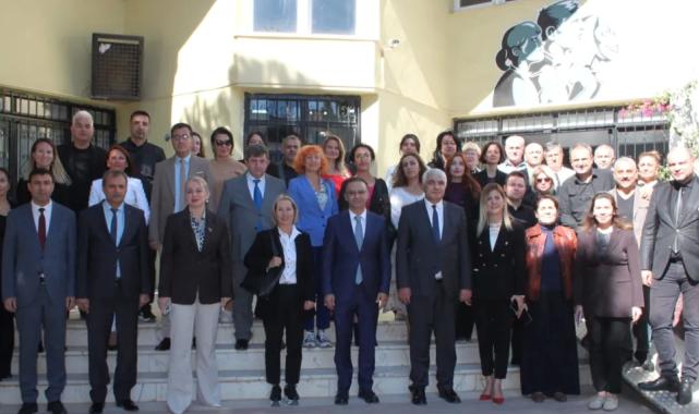 İzmir'de Türkiye Yüzyılı Maarif Modeli Ölçme ve Değerlendirme Semineri gerçekleşti