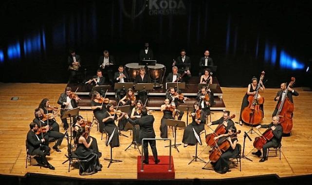 Karşıyaka'dan 29 Ekim'e muhteşem kutlama!