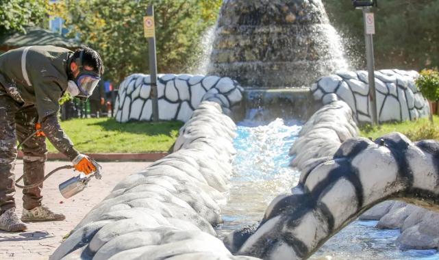 Keçiören'in parkları yenileniyor