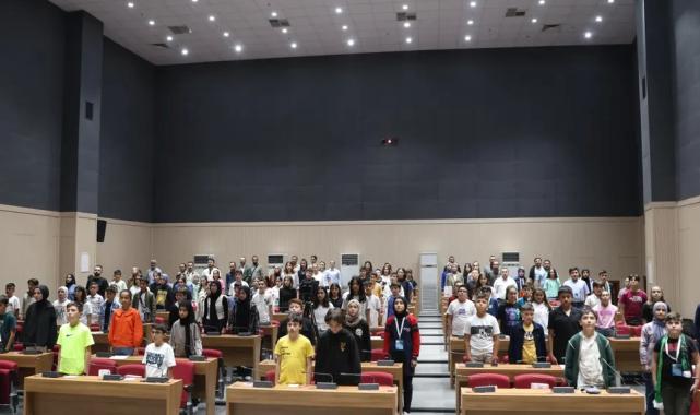 Konya Büyükşehir Belediyesi Çocuk Meclisi dönemin ilk toplantısını yaptı