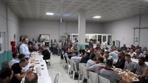 Başkan Eşki, temizlik işçileriyle bir araya geldi