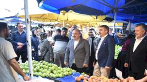 Başkan Yılmaz Değirmenlikızık'ta pazarcı esnafı ile buluştu