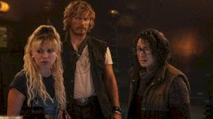 Başrollerini Millie Bobby Brown ve Chris Pratt'in paylaştığı, Russo Kardeşler imzalı 