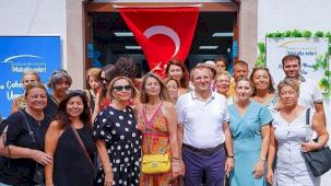 Bu çatının altında umut var... Mahalle evlerinde kurslar devam ediyor.