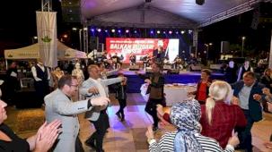 Bursa Osmangazi’de Balkan ezgileri
