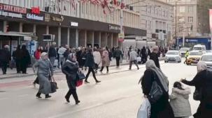 Bursa’da ‘yaya’ sorunu! Adeta araçların önüne atlıyorlar