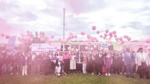 BURULAŞ’ta pembe balonlar gökyüzüne bırakıldı