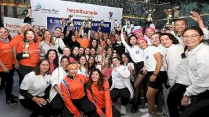 Deniz Kızı Kadın Yelken Kupası'nda Yüzlerce Kadın İyiliğe Yelken Açtı