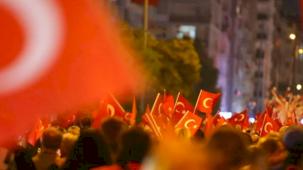 Karabağlar'da coşkulu kortej