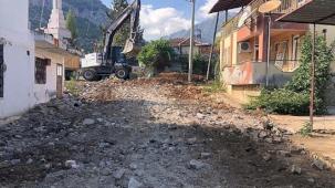 Kemer'de altyapı çalışmaları sürüyor