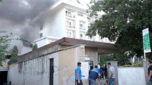 Kemer'de otel yangını