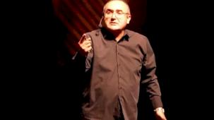 Sunay Akın, 'Cumhuriyet'e giden yol'da Bursalılar ile buluştu