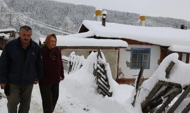 Artvin'de yollar bu kez kanser hastası için açıldı