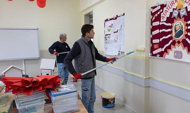 Balçova Belediyesi'nden okullara boyama desteği