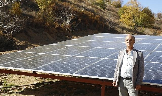 Başkan Çerçioğlu'nun projesi ile kırsal mahallede bulunan sondaj kuyusuna çevre dostu enerji sağlanacak