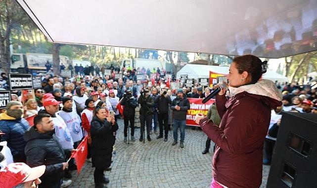 Başkan Sengel'den tahliye kararı sonrası gelen mesajı: Buradayız!