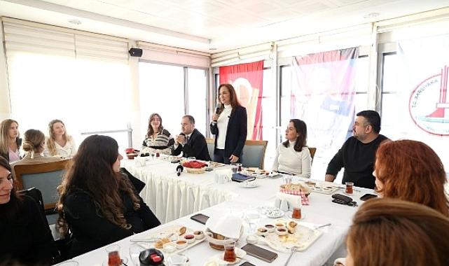 Başkan Yıldız Ünsal Öğretmenler Günü'nü kutladı