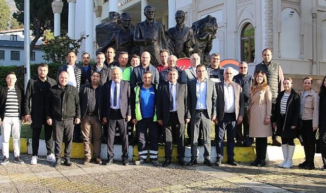 Bayındır'da Öğretmenler Günü Kutlandı