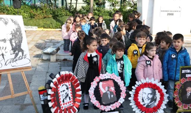 İstanbul'da Bakırköylü minikler Ata'sını andı