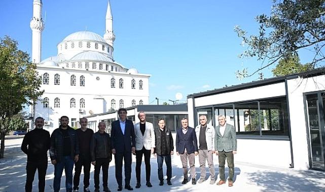 Kartepe Belediye Başkanı Av.M.Mustafa Kocaman, yapımı hızla devam eden Köseköy Meydan Projesi'nde incelemelerde bulundu.