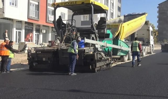 Malatya Büyükşehir'den 16 metre genişliğindeki yola bakım