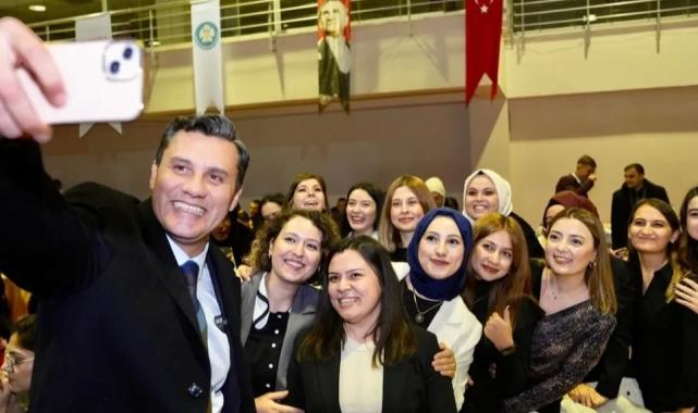 Manisa'da öğretmenlere Başkan Zeyrek'ten maaş müjdesi