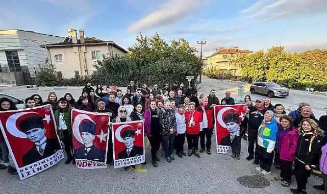 Mysia Yolları'nda Atatürk'ü anma yürüyüşü