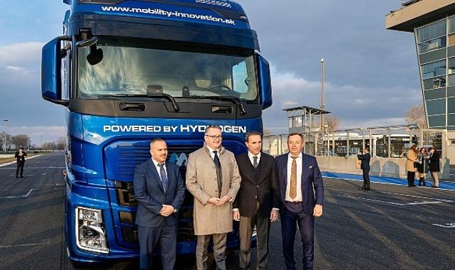 Slovakya'da Hidrojenli Kamyon Ford Trucks desteğiyle üretildi