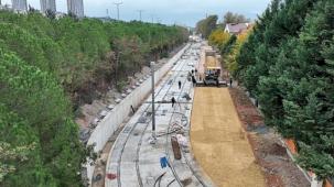 Alikahya tramvayı stada doğru ilerliyor