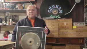 Ankara'da plakların sahafı...