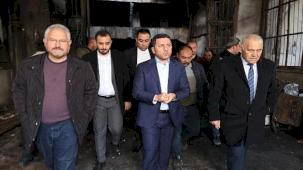 Başkan Arı'dan işyeri yanan esnafa 'geçmiş olsun' ziyareti