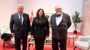 Başkan Çerçioğlu, yazarlar ve bilim insanlarını Aydınlılarla buluşturuyor