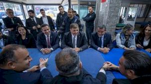 Başkan Tugay Atatürk için düzenlenen hayır yemeğine katıldı