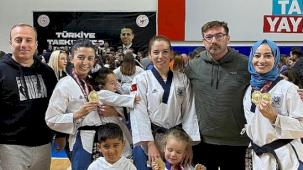 Gaziemir'in sporcuları madalyaları topladı