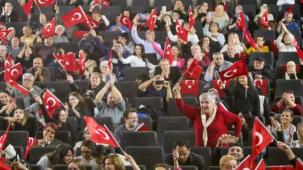 İzmir Karabağlar'da 'Atatürk' sergi, söyleşi ve konserle anıldı