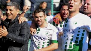 İzmir'de futbol turnuvası düzenlendi