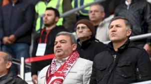 Karamanspor'a Başkan Yeşildaş'tan destek