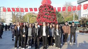 Kocaeli Ata'sını onun adını taşıyan çiçeklerle anıyor