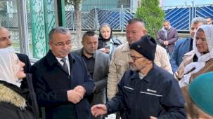 Kocaeli İzmit'te Başkan Hürriyet sabah ziyaretinde