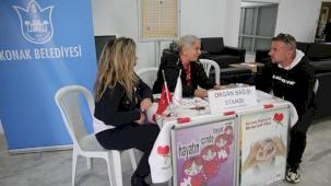 Konak'ta organ bağışı farkındalığı için stant kuruldu