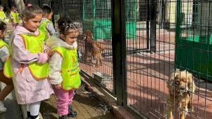 Küçük hayvanseverlerden can dostlarına ziyaret