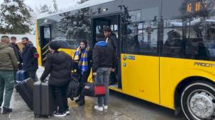 Malatya Büyükşehir, hastalara ve yolda mahsur kalanlara yardım etti