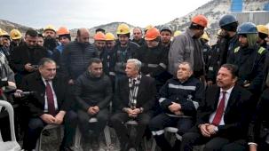 Mansur Yavaş'tan grevdeki işçilere ziyaret